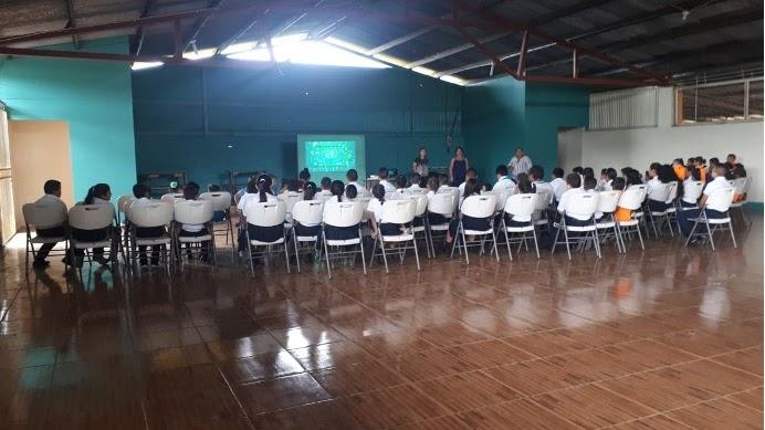 Taller de educación ambiental con la comunidad